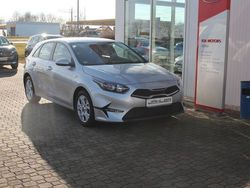 Silber Gebraucht 2023 Kia Ceed Edition 7 Limousine | 17.990 € (Fairer Preis)