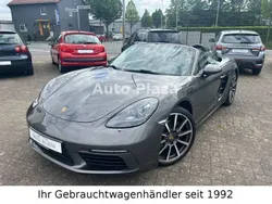 Grau Gebraucht 2016 Porsche 718 Boxster Sport Cabrio | 51.718 € (Etwas zu teuer)