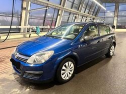 Blau Gebraucht 2006 Opel Astra Edition+ Limousine | 1.500 € (Guter Preis)