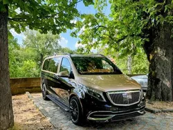 Andere außenfarben Gebraucht 2022 Mercedes V300 Van / Kleinbus | 60.000 € (Fairer Preis)