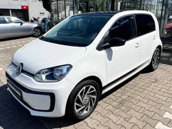 Weiß Gebraucht 2017 VW up! Sound Kleinwagen | 11.100 € (Etwas zu teuer)