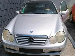 Grau Gebraucht 2001 Mercedes C200 Coupé | 1.300 € (Superpreis)