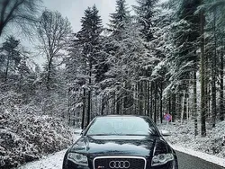 Schwarz Gebraucht 2007 Audi RS4 Limousine | 40.000 €