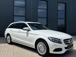 Weiß Gebraucht 2016 Mercedes C200 Kombi | 17.800 € (Fairer Preis)