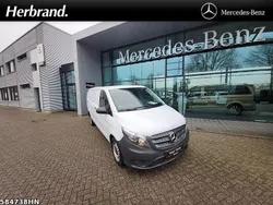 Arktikweiß Gebraucht 2024 Mercedes Vito Van / Kleinbus | 35.569 € (Fairer Preis)