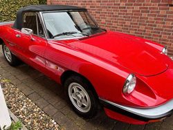 Rot Gebraucht 1989 Alfa Romeo Spider Cabrio | 17.500 €