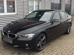 Schwarz Gebraucht 2013 BMW 320 Limousine | 9.990 € (Superpreis)