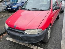 Rot Gebraucht 1999 Fiat Strada Abholung | 2.500 €
