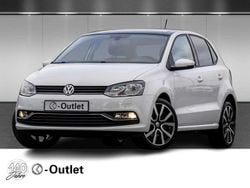 Weiß Gebraucht 2016 VW Polo Highline Kleinwagen | 11.900 € (Guter Preis)