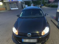 Schwarz Gebraucht 2012 VW Golf VI Style Kombi | 5.100 € (Fairer Preis)