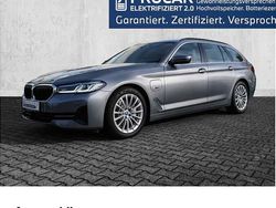 Skyscraper grau Gebraucht 2022 BMW 530e Sport Line Kombi | 33.680 € (Fairer Preis)