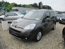 Gebraucht 2018 Citroën Berlingo SELECTION Van / Kleinbus | 9.499 € (Superpreis)