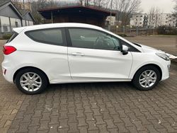 Weiß Gebraucht 2018 Ford Fiesta Kleinwagen | 6.000 € (Guter Preis)