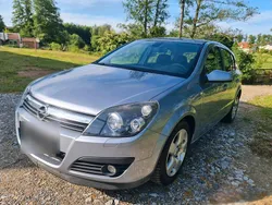 Grau Gebraucht 2006 Opel Astra Sport Limousine | 2.150 € (Fairer Preis)
