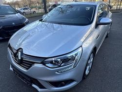 Silber Gebraucht 2019 Renault Mégane GrandTour Kombi | 11.880 € (Guter Preis)