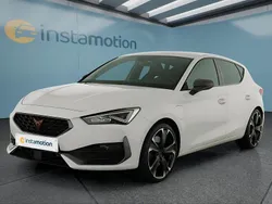 Weiß Gebraucht 2022 Cupra Leon Kleinwagen | 26.699 € (Fairer Preis)
