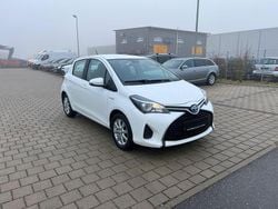 Weiß Gebraucht 2014 Toyota Yaris Hybrid Life Kleinwagen | 8.450 € (Fairer Preis)