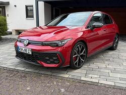 Rot Gebraucht 2024 VW Golf VIII GTI Limousine | 39.000 € (Fairer Preis)