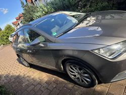 Grau Gebraucht 2015 Seat Leon ST Kombi | 9.800 € (Fairer Preis)