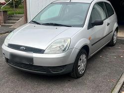 Silber Gebraucht 2003 Ford Fiesta Kleinwagen | 800 € (Guter Preis)