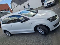 Weiß Gebraucht 2012 VW Polo Match Limousine | 5.200 € (Fairer Preis)