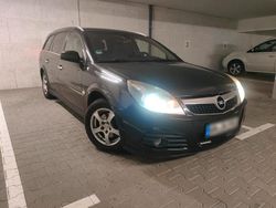 Schwarz Gebraucht 2008 Opel Vectra Kombi | 2.450 € (Fairer Preis)