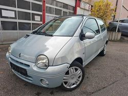 Grau Gebraucht 2004 Renault Twingo Kleinwagen | 1.900 € (Fairer Preis)