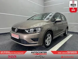 Braun Gebraucht 2018 VW Golf Sportsvan Trendline Van / Kleinbus | 10.990 € (Guter Preis)