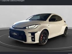 Weiß Gebraucht 2024 Toyota Yaris Edition Limousine | 41.550 € (Fairer Preis)