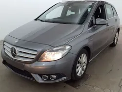 Grau Gebraucht 2013 Mercedes B180 Van / Kleinbus | 9.250 € (Guter Preis)