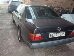 Gebraucht 1988 Mercedes E300 | 8.950 €