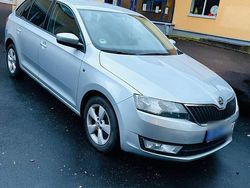 Silber Gebraucht 2014 Skoda Rapid Limousine | 6.200 € (Guter Preis)