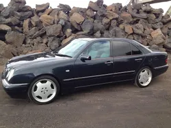 Blau Gebraucht 1999 Mercedes E280 Elegance Limousine | 5.500 € (Etwas zu teuer)
