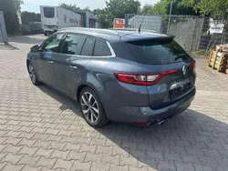 Grau Gebraucht 2017 Renault Mégane GrandTour Bose Edition Kombi | 12.990 € (Fairer Preis)