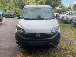 Weiß Gebraucht 2016 Fiat Doblò Van / Kleinbus | 3.490 € (Guter Preis)