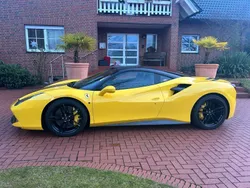 Gelb Gebraucht 2018 Ferrari 488 Coupé | 248.888 €