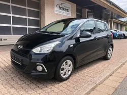 Schwarz Gebraucht 2015 Hyundai i10 Edition Kleinwagen | 4.990 € (Superpreis)