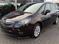 Braun Gebraucht 2014 Opel Zafira Tourer Innovation Van / Kleinbus | 6.990 € (Fairer Preis)