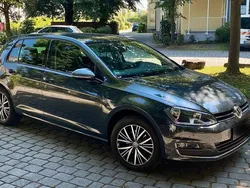 Schwarz Gebraucht 2016 VW Golf VII Allstar Limousine | 12.900 € (Fairer Preis)