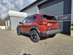 Terracottabraun terracottabraun Neu 2025 Dacia Duster Extreme SUV | 28.573 € (Fairer Preis)