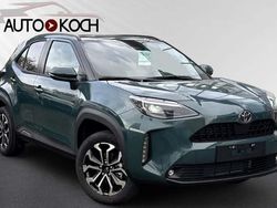 Grün Neu 2025 Toyota Yaris Hybrid SUV | 27.980 € (Guter Preis)