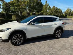 Weiß Gebraucht 2017 Infiniti QX30 Premium SUV | 13.900 €
