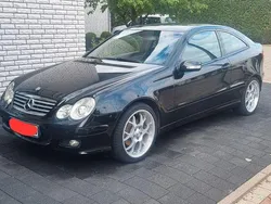 Schwarz Gebraucht 2004 Mercedes C220 Coupé | 5.500 €
