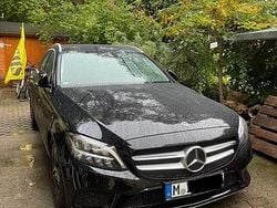 Schwarz Gebraucht 2019 Mercedes 220 Avantgarde Kombi | 19.700 €