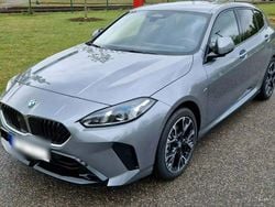 Grau Gebraucht 2025 BMW 120 M Sport Kleinwagen | 34.200 € (Superpreis)