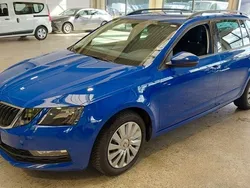 Blau Gebraucht 2019 Skoda Octavia Ambition Kombi | 10.900 € (Superpreis)