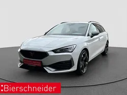 Weiss Gebraucht 2024 Cupra Leon Kombi | 30.590 € (Fairer Preis)