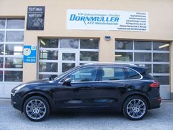 Tiefschwarzmetallic Gebraucht 2014 Porsche Cayenne S SUV | 27.500 € (Fairer Preis)