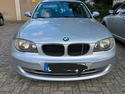Silber Gebraucht 2007 BMW 118 Sport Line Kleinwagen | 4.000 € (Fairer Preis)