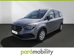 Grau Gebraucht 2023 Mercedes T180 Progressive Van / Kleinbus | 43.500 €